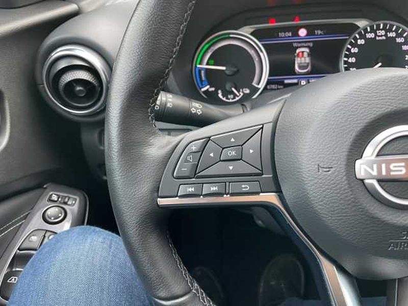 Nissan Juke Hybrid N-Connecta Navi Winterpaket LED Apple CarPlay Android Auto